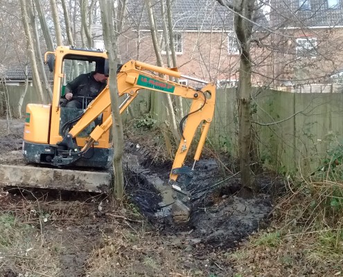 Digger at Loudon Wood